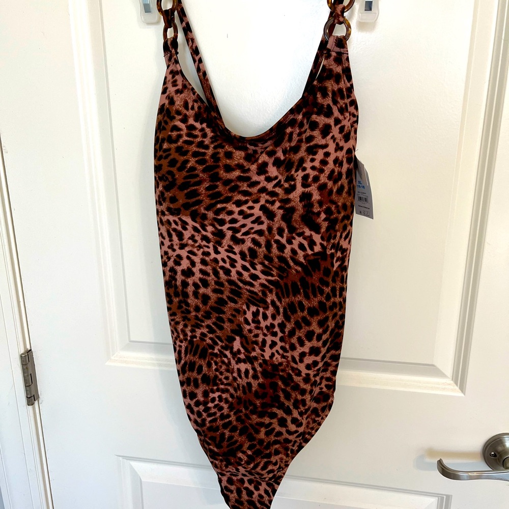 TIME AND TRUE WOMEN’S swimsuit